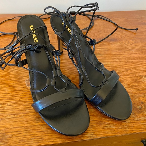 Express black tie up heels | women’s | size 8 - Picture 2 of 5